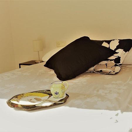 Vergarillas 1 Apartment อาบีลา ภายนอก รูปภาพ