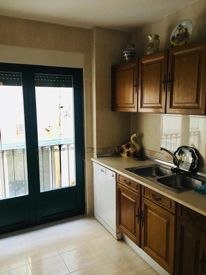 Vergarillas 1 Apartment อาบีลา ภายนอก รูปภาพ